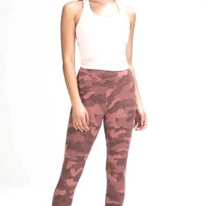 NWOT Lululemon Wunder Train 28" in Camo Brier Rose Multi Print Size 4